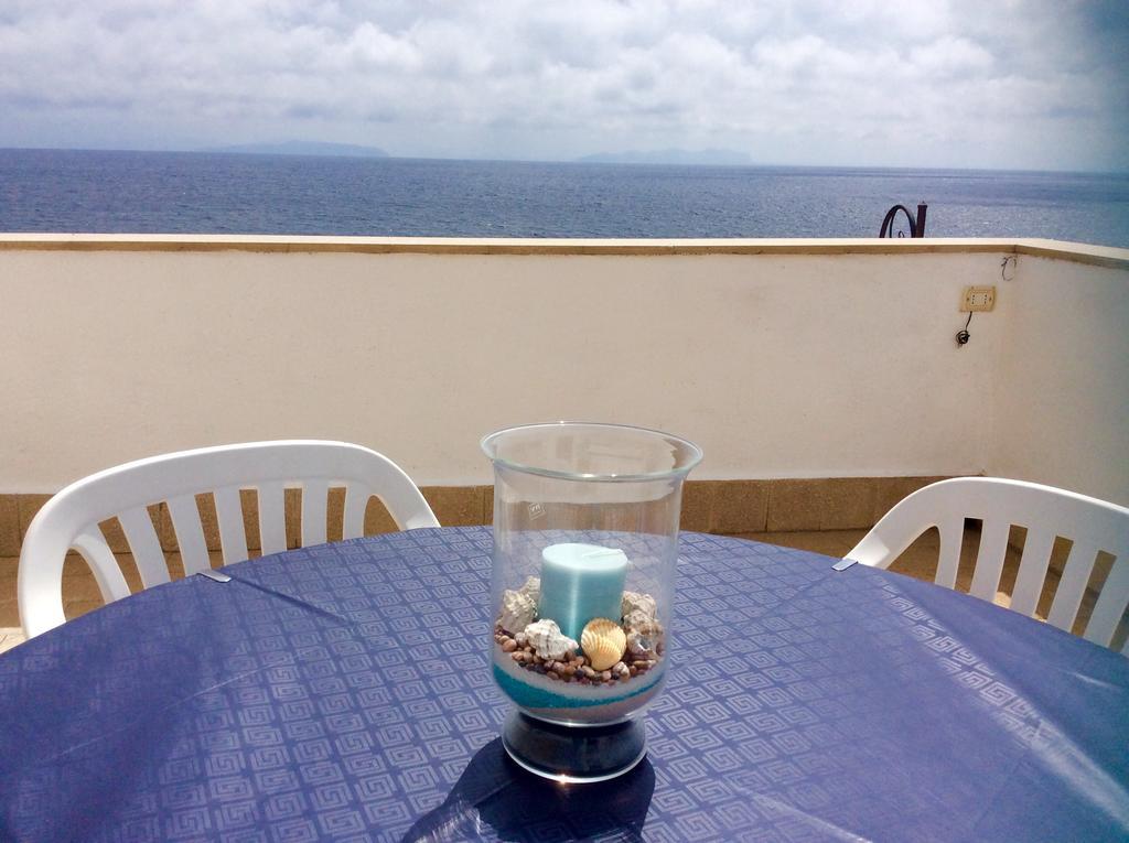 Dimora Tipica Vista Mare Apartment Đảo Đảo Marettimo Ngoại thất bức ảnh